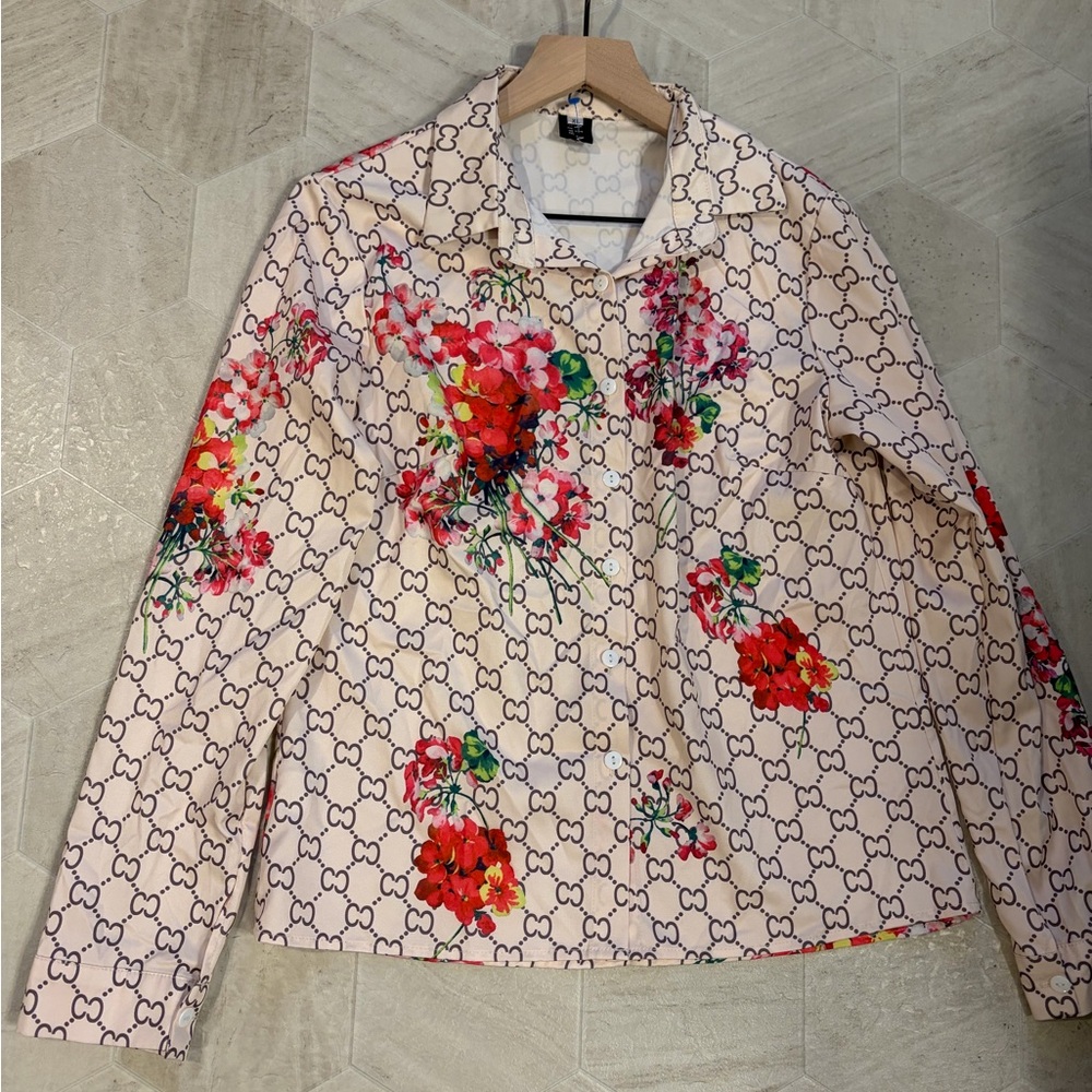 Lai Meng‎ Five Cats Floral Print Women's Button Down Shirt. Size XL